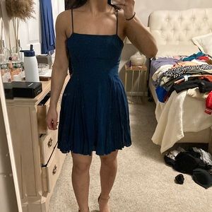 ✨Open Back Flowy Dress✨